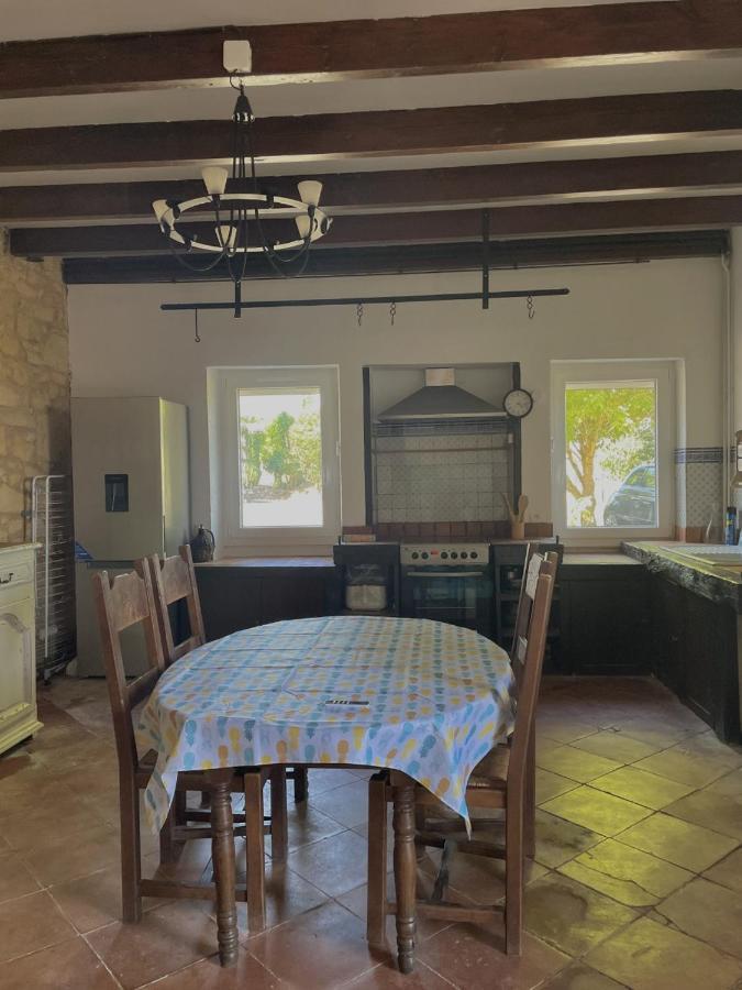 Maisonfamiliale Pugnac Exteriér fotografie