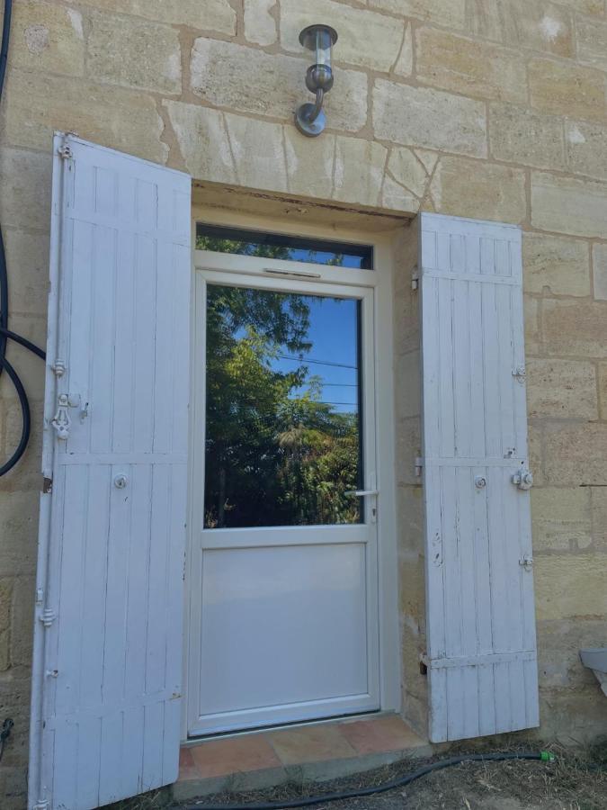 Maisonfamiliale Pugnac Exteriér fotografie